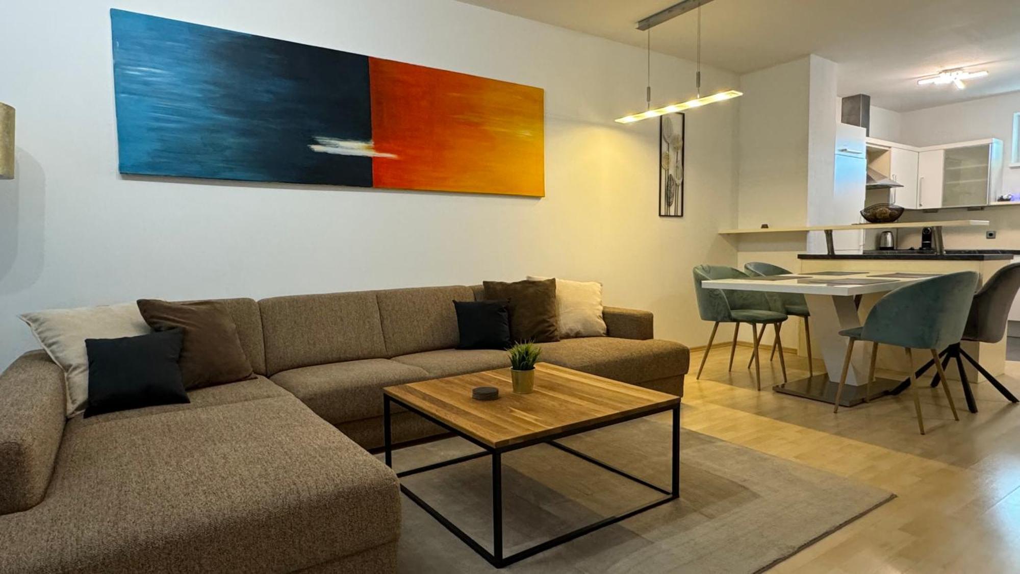 City Apartement Linz Fuer 5 Gaeste Mit Self-Checkin Und Kueche Eksteriør billede
